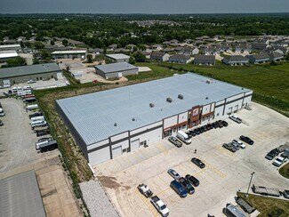 Plus de détails pour 1108 NW Bush Dr, Grain Valley, MO - Industriel/Logistique à louer