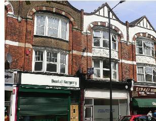 84 Aldermans Hl, Londres à louer - Photo de l’immeuble – Image 2 sur 3