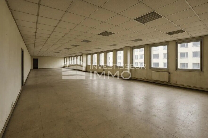 Bureau dans Paris à vendre - Photo de l’immeuble – Image 2 sur 3