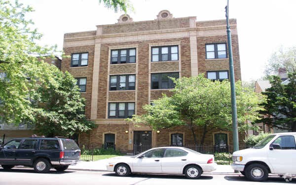 723-725 N Central Ave, Chicago, IL à louer - Photo principale – Image 1 sur 11