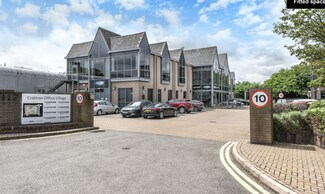 Plus de détails pour 1-2 Eversley Way, Egham - Bureau à louer