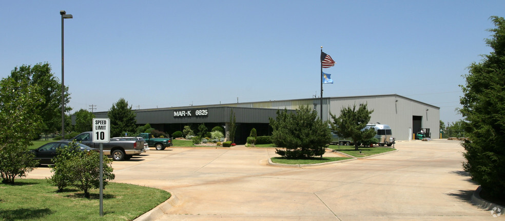 6625 W Wilshire Blvd, Oklahoma City, OK à vendre - Photo de l’immeuble – Image 2 sur 4