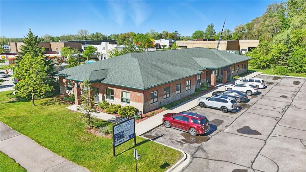 2545 N Opdyke Rd, Auburn Hills, MI à vendre - Photo de l’immeuble – Image 2 sur 41