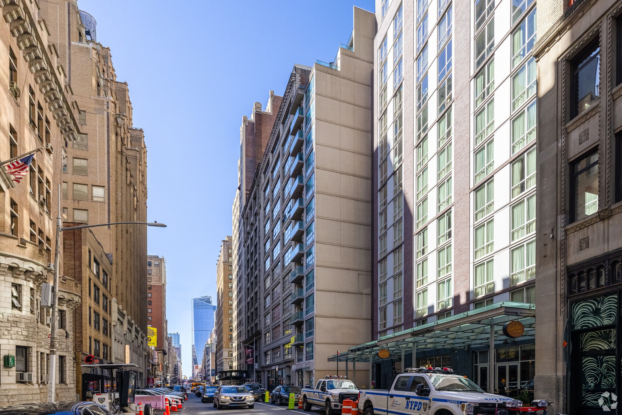 145 W 30th St, New York, NY à louer Photo de l’immeuble– Image 1 sur 8