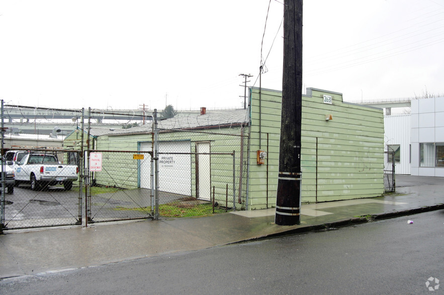 2631 N Albina Ave, Portland, OR à vendre - Photo de l’immeuble – Image 3 sur 3
