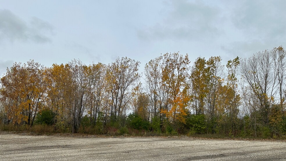 N936 Quality Dr, Greenville, WI à louer - Photo de l’immeuble – Image 2 sur 4