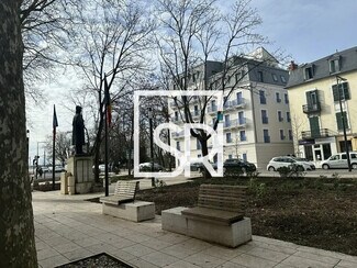 Plus de détails pour Local commercial à louer