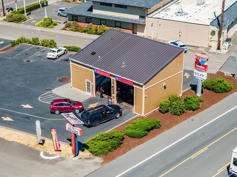 1109 S Holladay Dr, Seaside, OR à vendre - Photo de l’immeuble – Image 2 sur 5