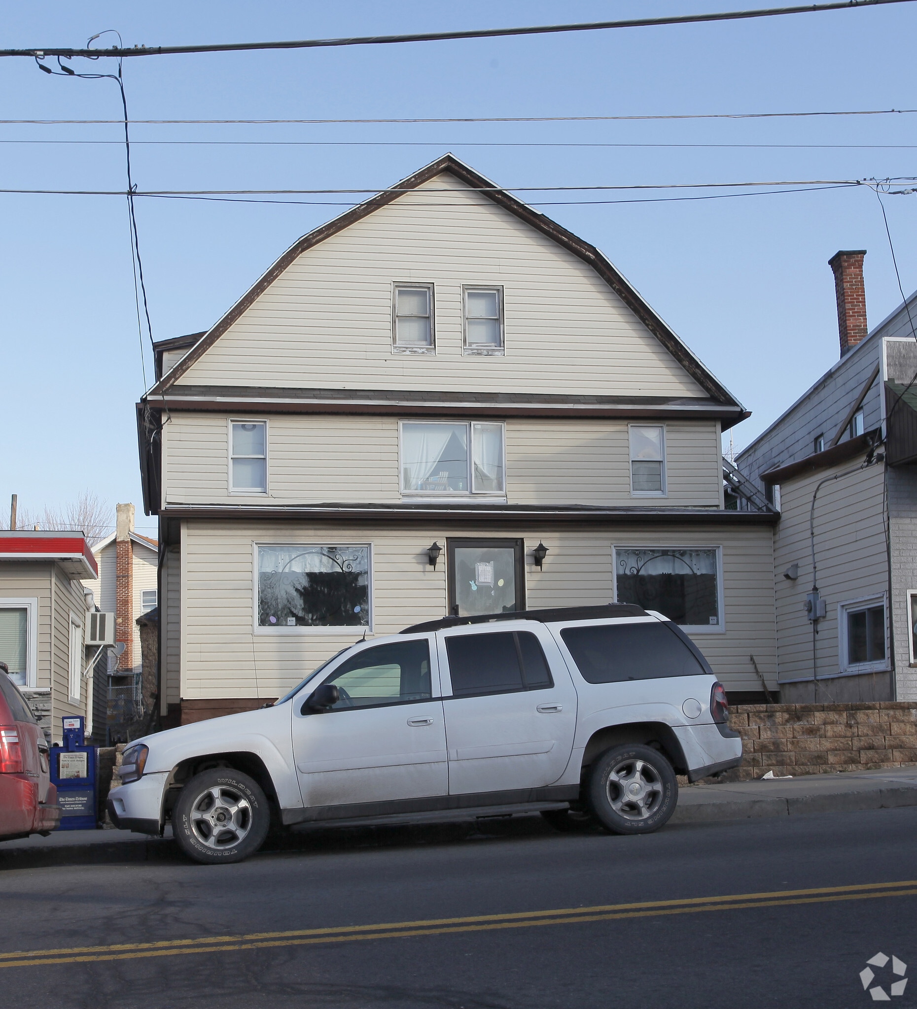 225 E Drinker St, Scranton, PA à vendre Photo principale– Image 1 sur 3