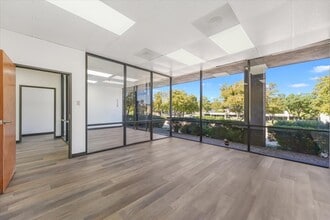 3150 Premier Dr, Irving, TX à louer Photo intérieure– Image 1 sur 19