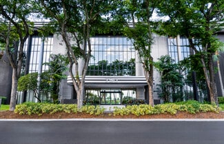 Plus de détails pour 700 NW 107th Ave, Miami, FL - Bureau à louer