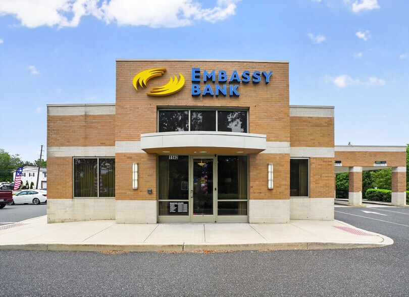 1142 S Cedar Crest Blvd, Allentown, PA à vendre - Photo de l’immeuble – Image 1 sur 8