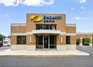 Plus de détails pour 1142 S Cedar Crest Blvd, Allentown, PA - Local commercial à vendre