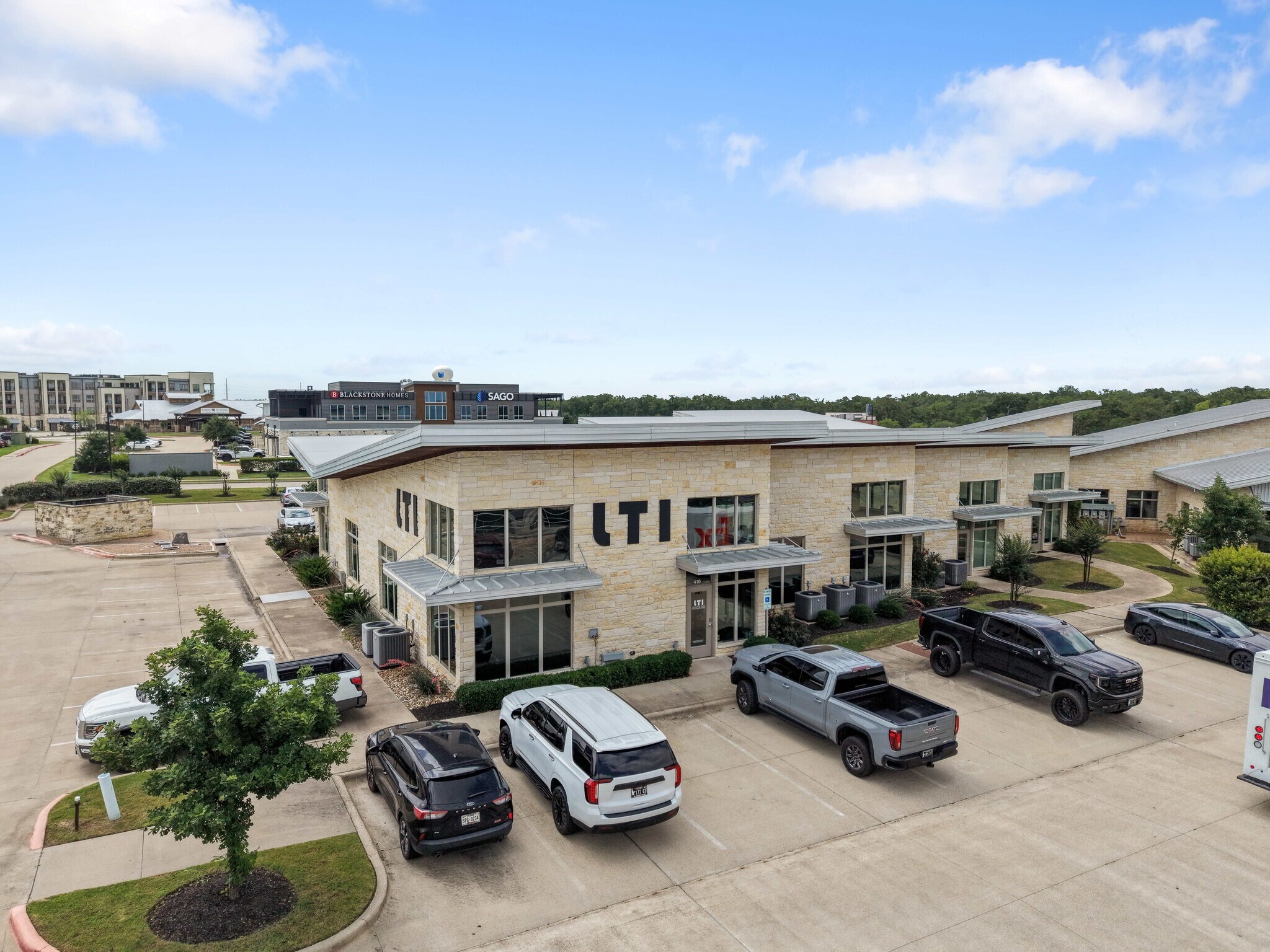 750 William D Fitch Pky, College Station, TX à vendre Photo de l’immeuble– Image 1 sur 20