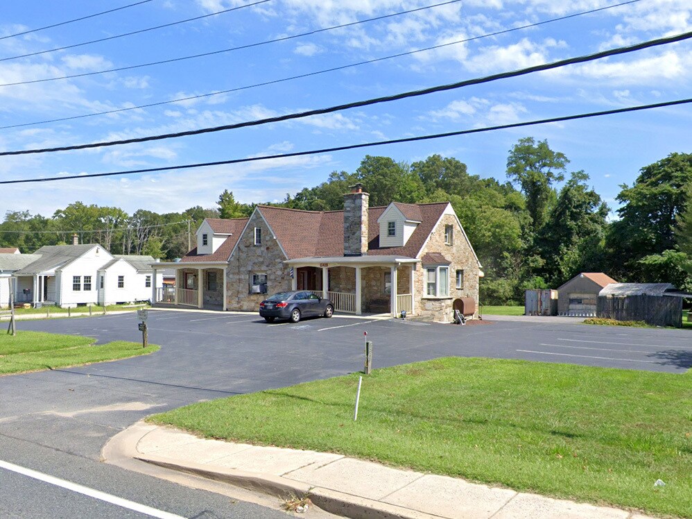11415 Eastern Ave, Middle River, MD à louer Photo de l’immeuble– Image 1 sur 12