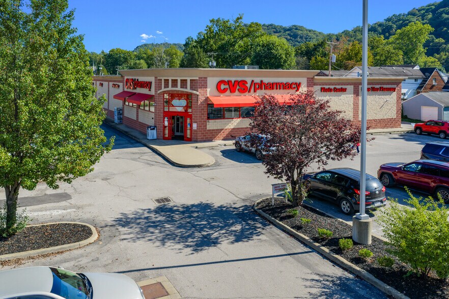 4205 Maccorkle Ave SE, Charleston, WV à vendre - Photo de l’immeuble – Image 2 sur 4