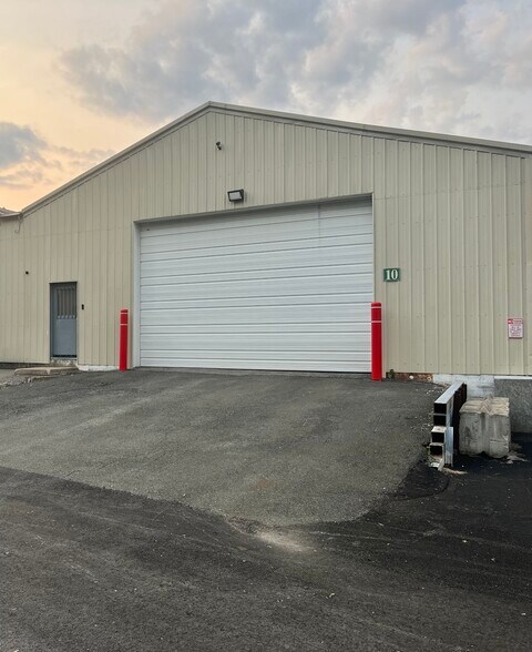 707 Kings Rd, Schenectady, NY à louer - Photo de l’immeuble – Image 1 sur 7
