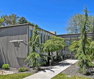 Plus de détails pour 9777 W Chinden Blvd, Garden City, ID - Bureau, Local d'activités à louer