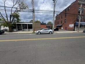 835 Grand Ave, New Haven, CT à louer Photo intérieure– Image 1 sur 5