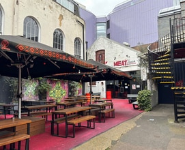 133B Upper St, Londres à louer Photo de l’immeuble– Image 1 sur 1