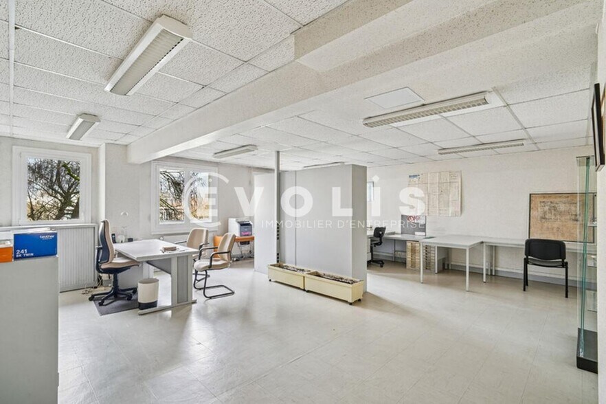 Bureau dans Noisy-le-Grand à vendre - Photo intérieure – Image 1 sur 10