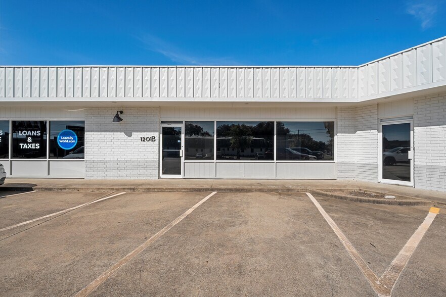 1201 Lake Air Dr, Waco, TX à louer - Photo de l’immeuble – Image 2 sur 3