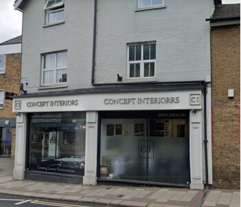 131-135 Oatlands Dr, Weybridge à louer - Photo principale – Image 1 sur 1