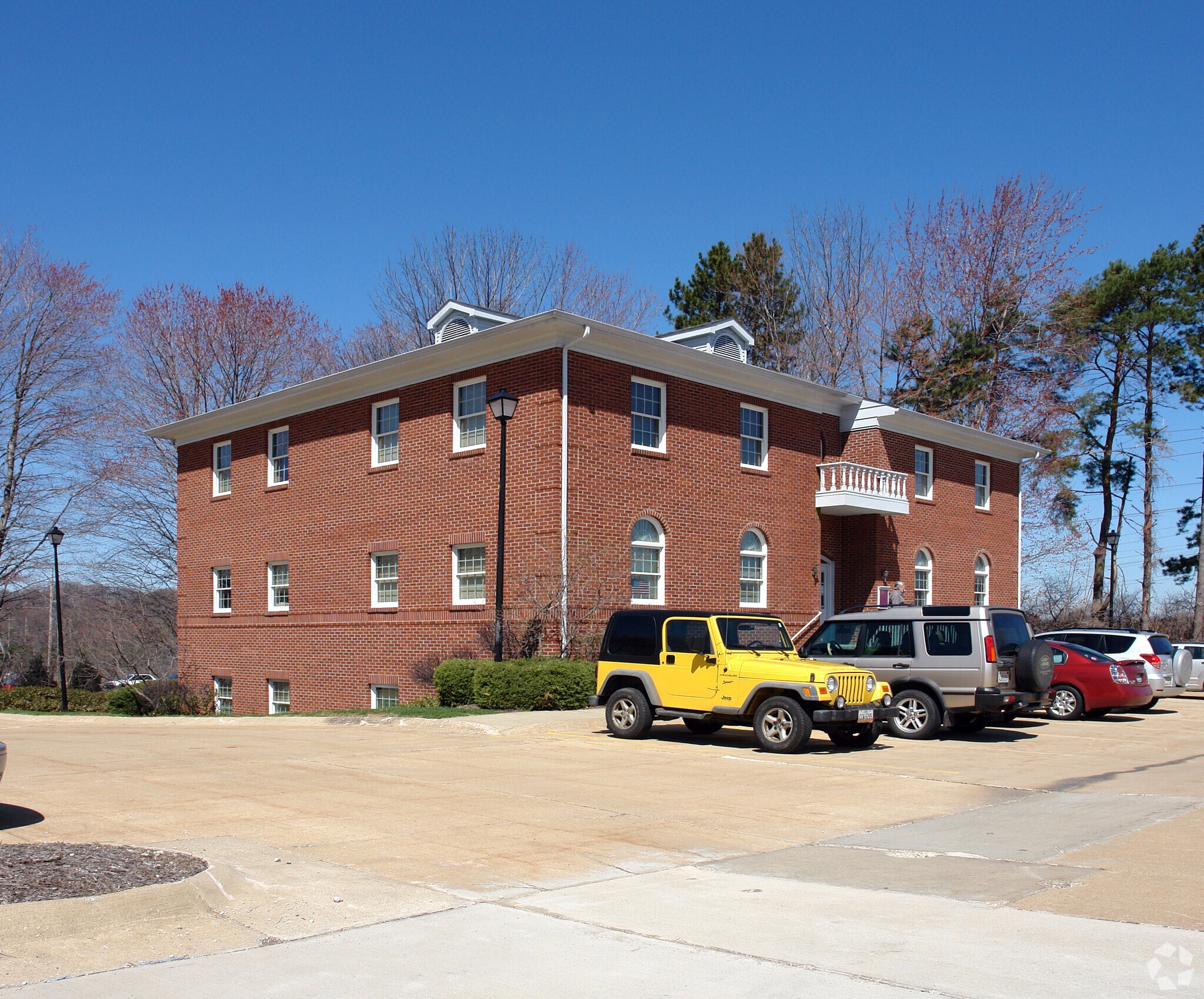 308 N Cleveland Massillon Rd, Akron, OH à louer Photo principale– Image 1 sur 18