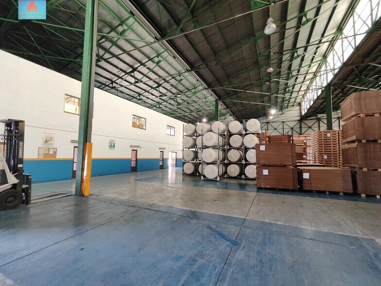 Industriel/Logistique dans Ávila, Ávila à vendre - Photo de l’immeuble – Image 3 sur 3