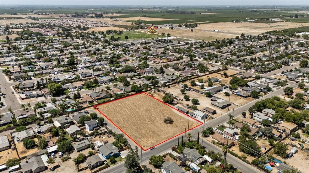 2595 Pine St, Selma, CA à vendre - Photo de l’immeuble – Image 2 sur 9