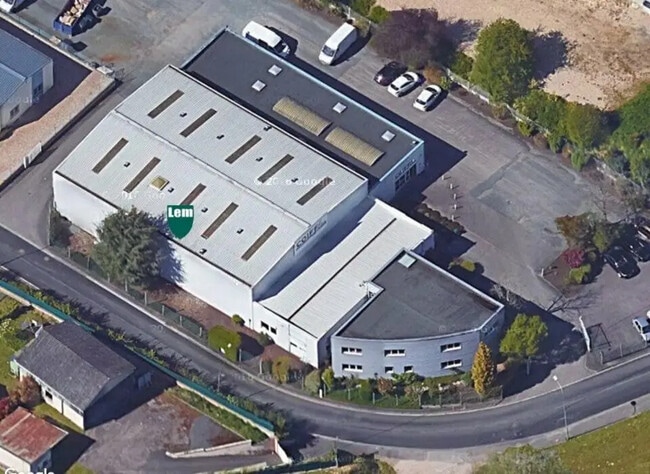 Plus de détails pour Local d'activités à louer