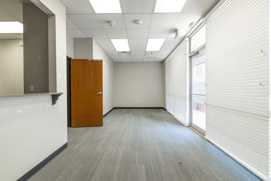 5460 Main St, Del City, OK à louer - Photo intérieure – Image 3 sur 21