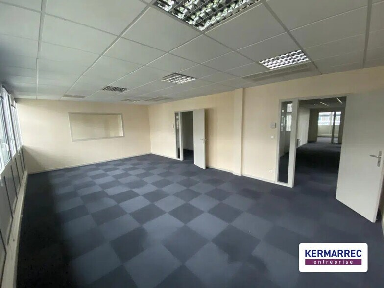 Bureau dans Rennes à vendre - Photo de l’immeuble – Image 2 sur 7