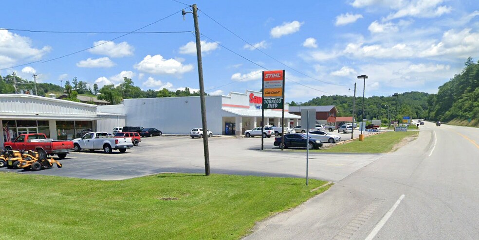 719 S Ky 15, Campton, KY à louer - Photo de l’immeuble – Image 2 sur 4