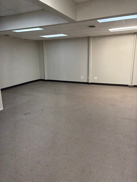 6256 34th Ave NW, Rochester, MN à vendre - Photo de l’immeuble – Image 2 sur 34