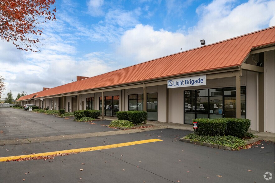 835 Central Ave N, Kent, WA à vendre - Photo principale – Image 1 sur 20
