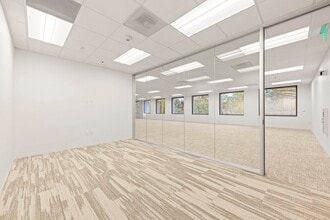 2590 N 1st St, San Jose, CA à louer Photo intérieure– Image 1 sur 9