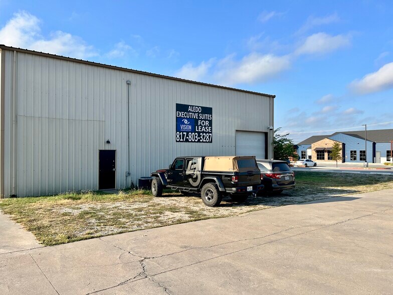 9899 E Bankhead Hwy, Aledo, TX à louer - Photo de l’immeuble – Image 2 sur 4