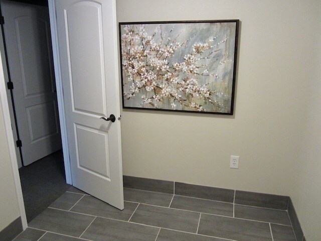 W63N124-W63N152 Washington Ave, Cedarburg, WI à louer - Photo de l’immeuble – Image 3 sur 6