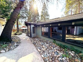 Plus de détails pour 23036 Joaquin Gully Rd, Twain Harte, CA - Local commercial à louer