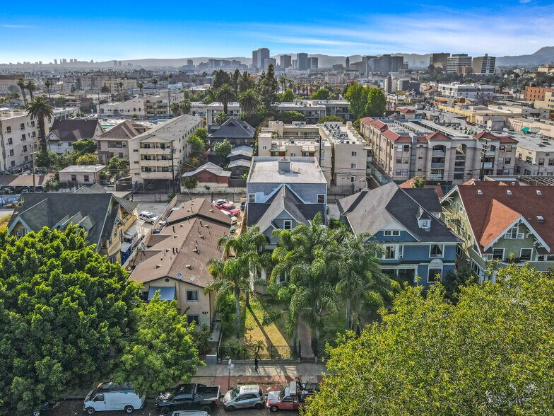 819 Beacon Ave, Los Angeles, CA à vendre - Photo de l’immeuble – Image 3 sur 7