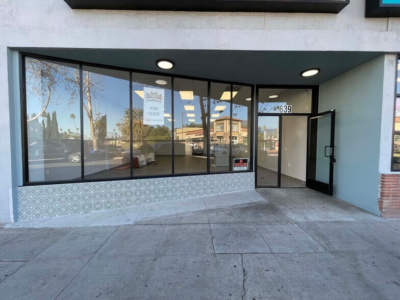 639 N Lake Ave, Pasadena, CA à louer - Photo de l’immeuble – Image 1 sur 14