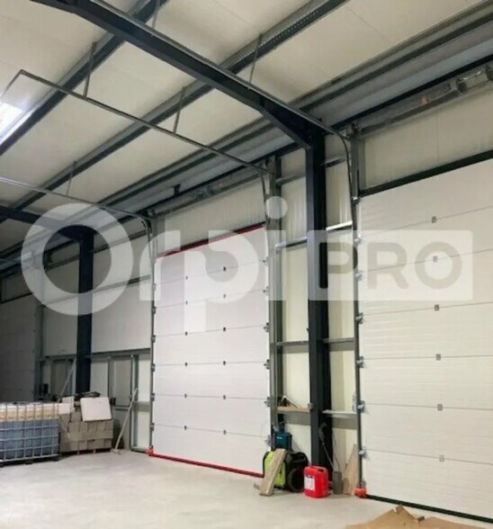 Local d’activités dans Beaugency à louer - Photo intérieure – Image 3 sur 8