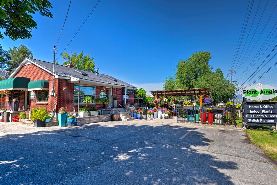 2194 E Fort Union Blvd, Salt Lake City, UT à vendre - Photo de l’immeuble – Image 2 sur 37