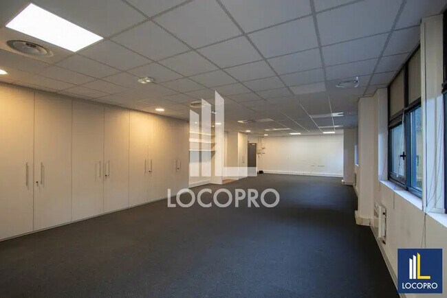 Plus de détails pour Bureau à louer