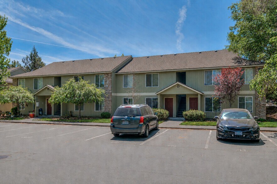 1330 NE Purcell Blvd, Bend, OR à vendre - Photo de l’immeuble – Image 1 sur 14