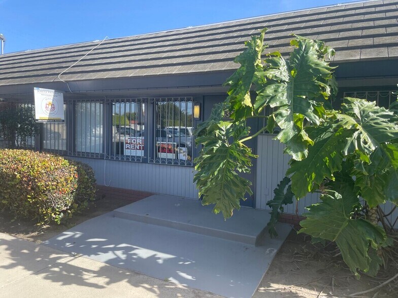 1200 N Ventura Rd, Oxnard, CA à louer - Photo de l’immeuble – Image 1 sur 12