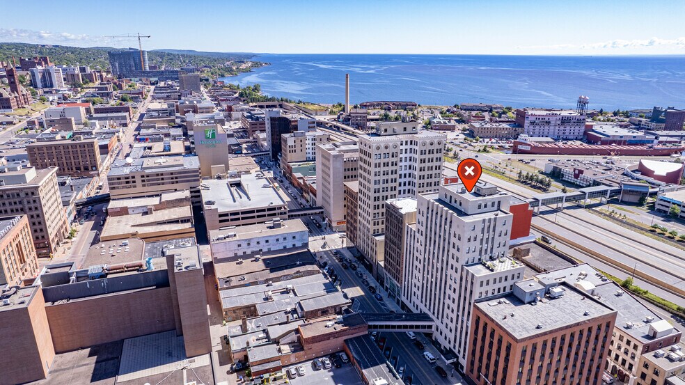 324 W Superior St, Duluth, MN à louer - Photo de l’immeuble – Image 2 sur 8