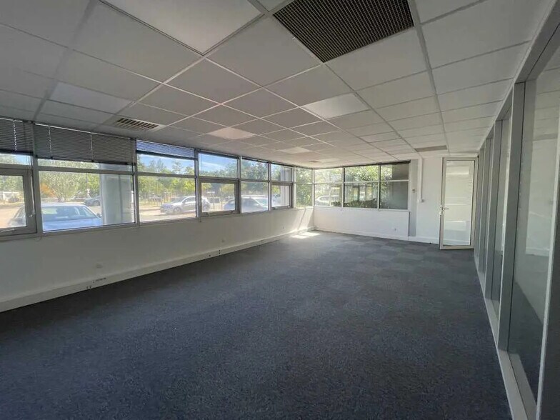 Bureau dans Mérignac à louer - Photo de l’immeuble – Image 3 sur 8
