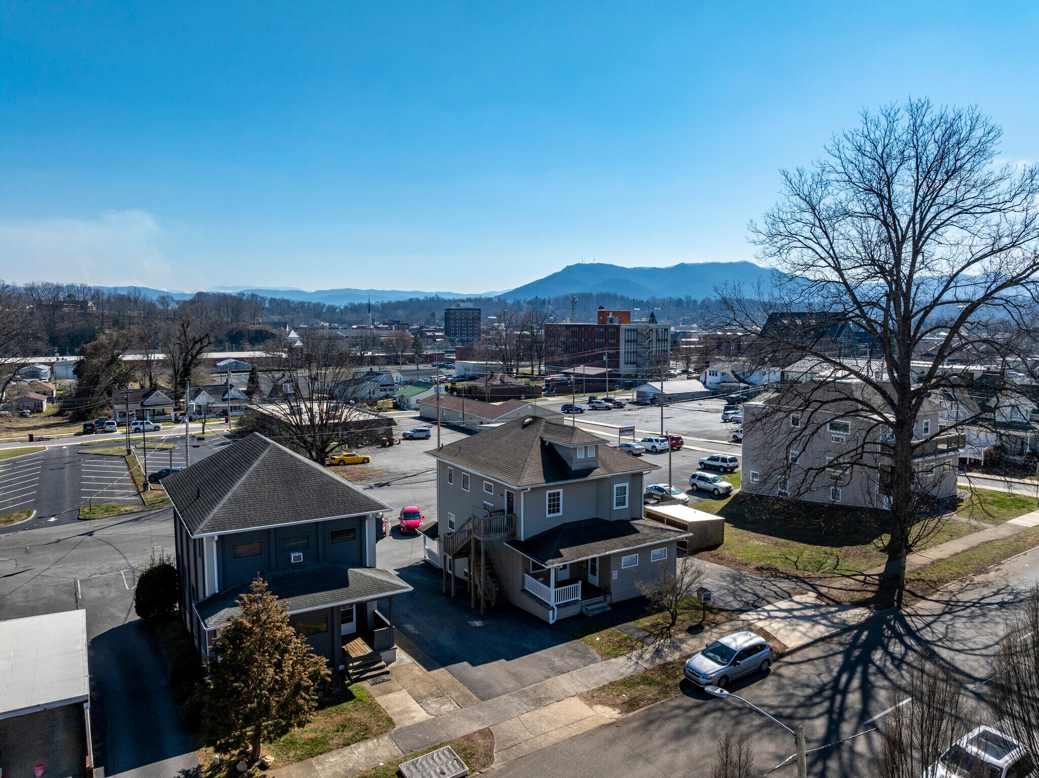200/204/206 Watauga Ave, Johnson City, TN à vendre Photo de l’immeuble– Image 1 sur 22
